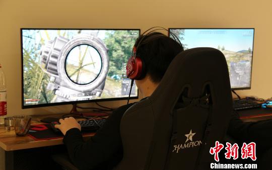 电竞酒店悄然火热 中国青年开辟社交新领地