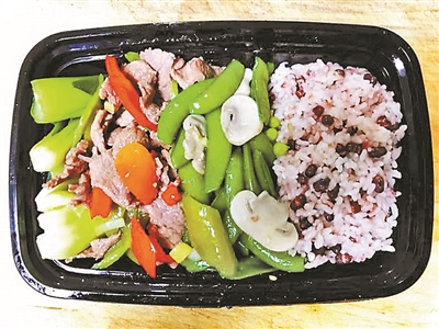 西安一医院为员工定制“减脂餐” 为治脂肪肝想辙