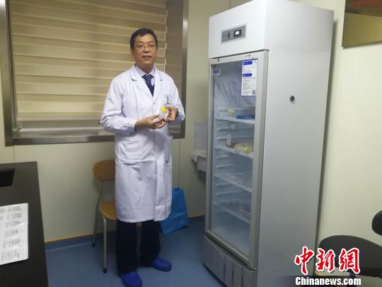 山东医生从粪便中提取粪菌液 ＂粪菌移植＂治肠道疾病