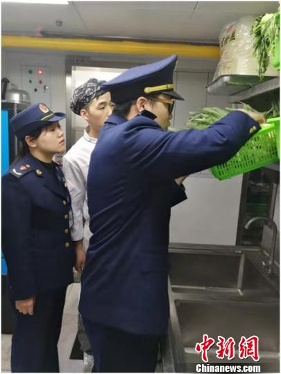 杭州有关部门约谈“外婆家” 要求立即全面自查整改