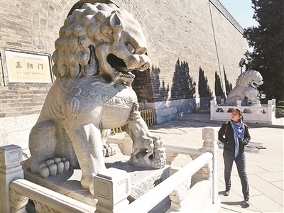正阳门石狮需要“刷牙洗脸”？专家:勿盲目清洗