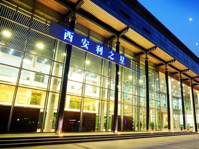 西安市场监管部门成立专案组调查“奔驰漏油事件”！税务机关进场