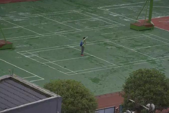 14亿护旗手报到！网友：你的名字比我生命更重要