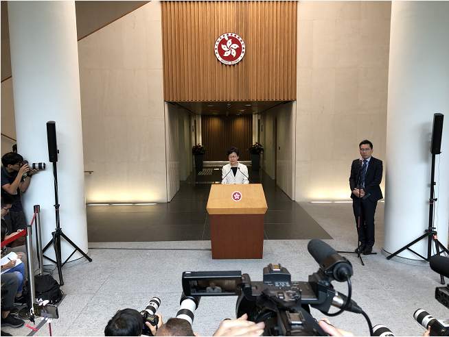 林郑月娥：对所有暴力行为“零容忍”，将追查到底