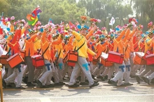 藏在手机里的“热经济” 上半年外卖产业规模约2623亿元