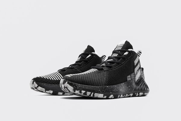 阿迪达斯篮球发售D ROSE 9 NOT DONE YET