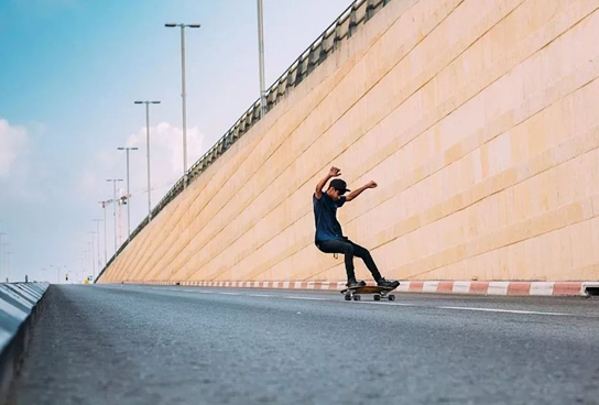 河南三门峡直升机驱赶白天鹅?调查称系飞行员