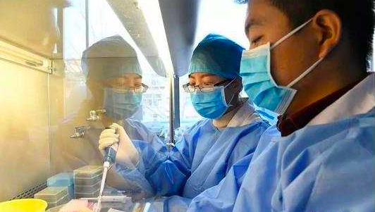 国务院：2020年底前率先实现疫苗“一物一码”