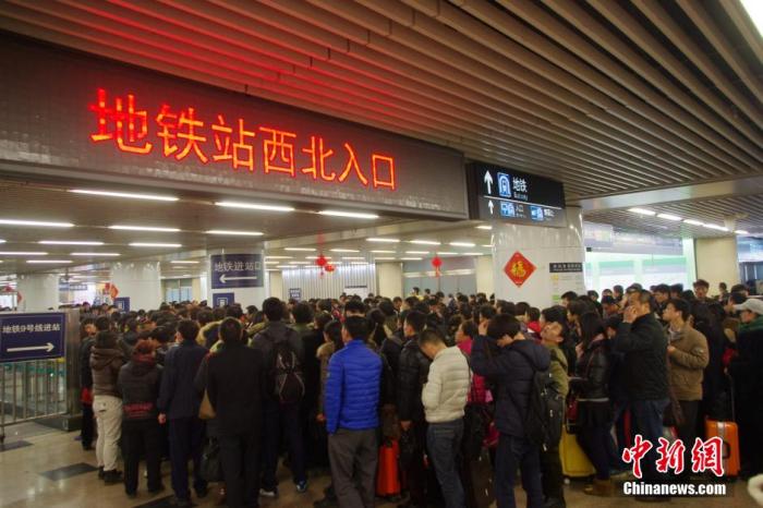 春运返程火车票迎抢票高峰这些热门线路最抢手！