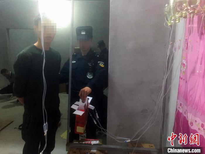 贵州黔东南警方打掉一侵犯知识产权犯罪团伙该团伙制售假茅台