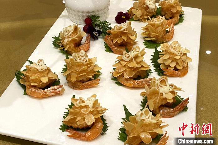 西安老字号餐饮秀厨艺用“陕西味道”诠释“年味”