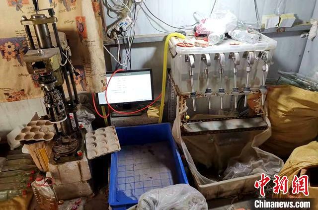 浙江警方破获特大制售假酒案“牛栏山”成本不到3元