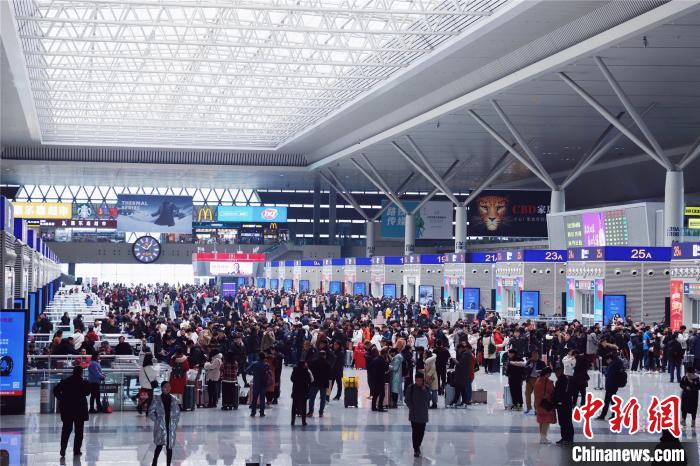 2020年春运郑州铁路部门预计发送旅客1696.5万人