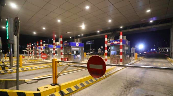 高速费涨价、收费不显金额，春运打车贵？交通部回应