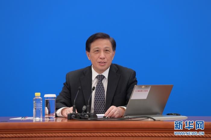 人大会议新闻发布会举行，回应了这些热点！