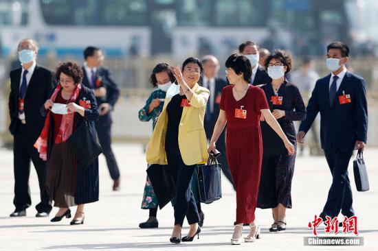 十三届全国人大三次会议在京开幕