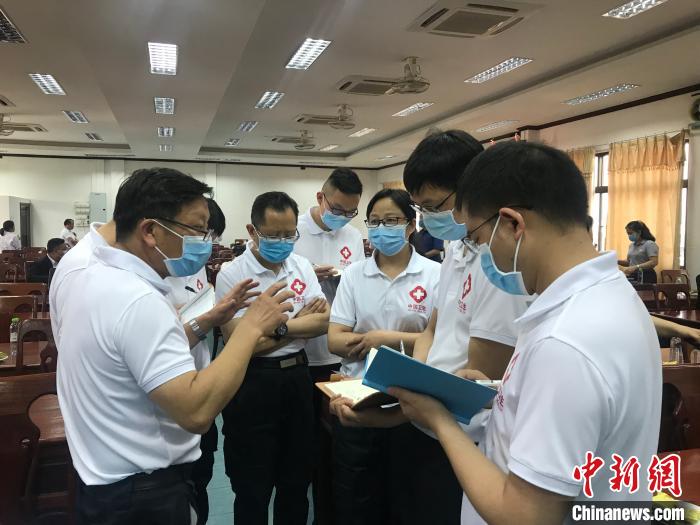 中老专家携手抗疫诠释命运共同体精神
