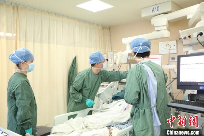 浙江温岭转杭危重伤员年龄最大者94岁高龄增加救治难度