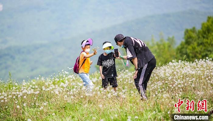 吉林市开放8家A级景区：游客体验夏日之美