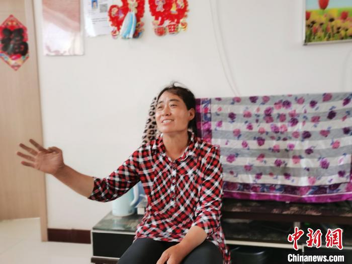 走在奔小康路上的内蒙古脱贫户：“靠双手、心情好、有干劲”