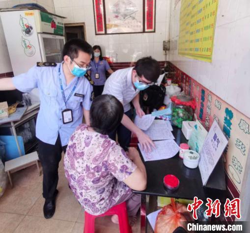 广州市场监管部门严厉查处“凉茶非法添加西药”