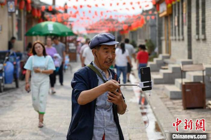 一个贫困村的幸福转身：多元化产业发展让村民富起来
