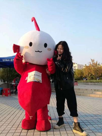 青海警方通报女大学生黄某某失联情况：目前仍在寻找