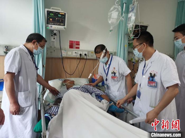 40个小时奋斗防台一线浙江玉环一村支书突发脑溢血