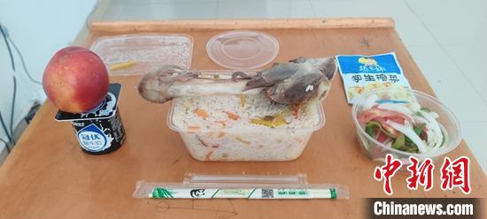 乌鲁木齐：密切接触者讲述集中医学观察点生活