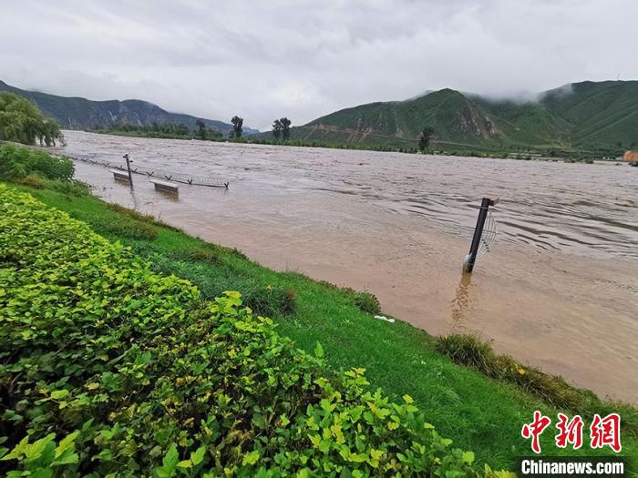 “海神”在吉林减弱为温带气旋专家提醒风雨影响仍在