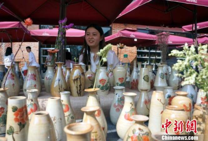 江西不仅有陶瓷，还有茶叶和中药
