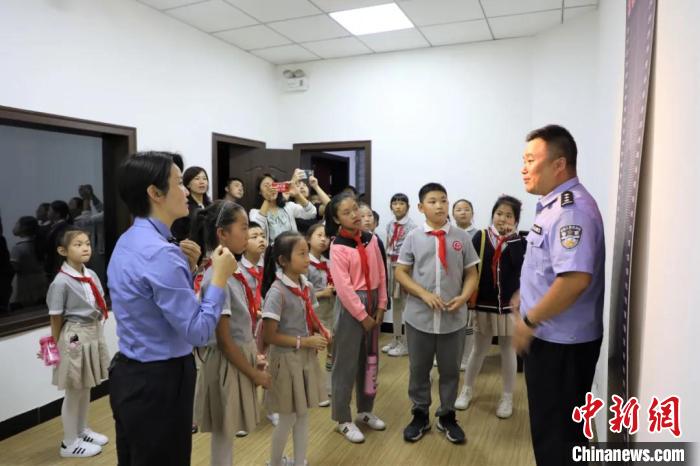 “小小法庭”正式“开庭”：山西太原小学生的普法新体验