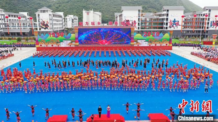 广西恭城瑶族自治县成立30年生产总值翻34倍