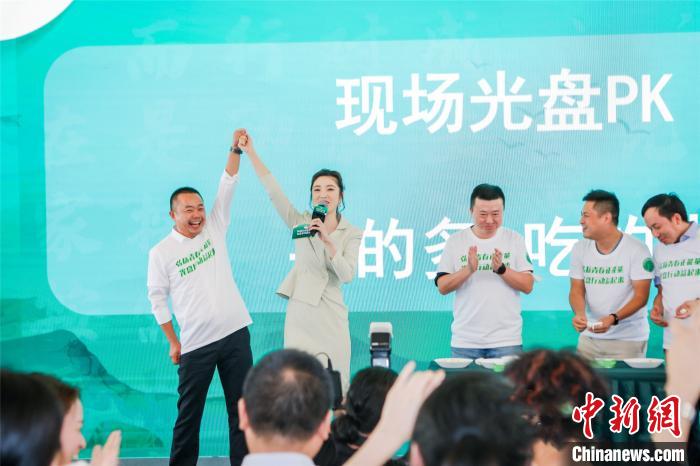 全国青联光盘打卡公益行动在沪启动号召青年做光盘行动践行者