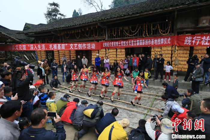 重庆武隆：“特色体验园”盛开民族团结进步之花