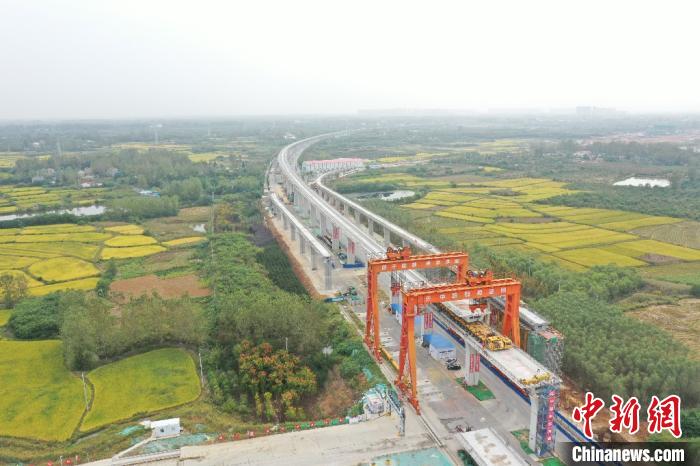 滁宁城际铁路：“双节”在岗“别样”中秋