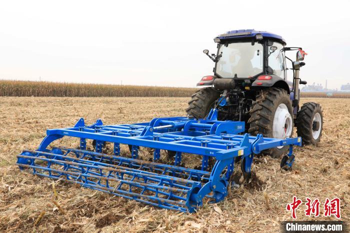 秸秆覆盖保护性耕作技术在辽宁逐渐大面积推广应用