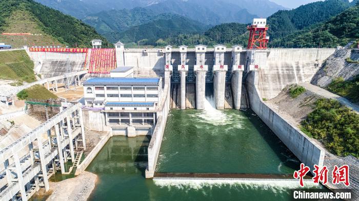 落久水利枢纽下闸蓄水广西柳州市防洪标准提高到100年一遇
