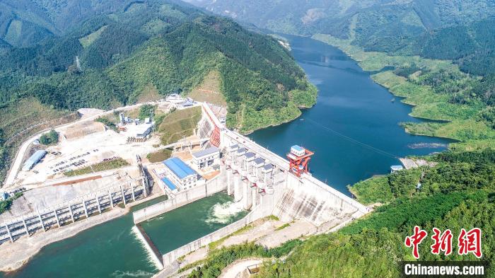 落久水利枢纽下闸蓄水广西柳州市防洪标准提高到100年一遇