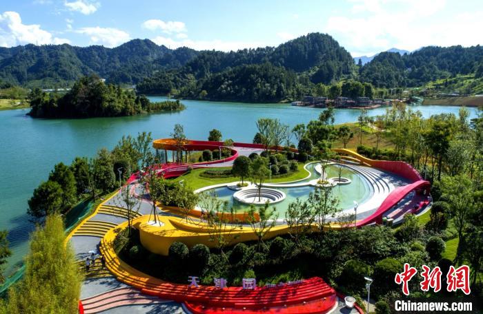 中国“绿”助推世界各国齐心协力为地球“美颜”