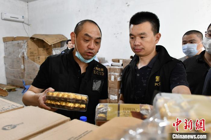 上海警方今年以来侦破侵权售假类案件740余起涉案金额68亿余元
