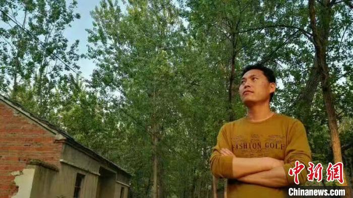 “大爱清尘”发起人：解决尘肺病是每个人的责任