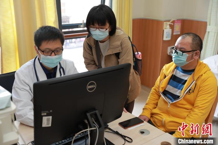 罕见烟雾病合并冠心病患者上海得救