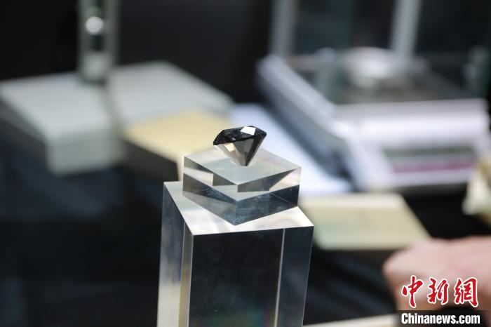 88克拉、价值3700万美元的“传奇黑钻”抵沪将入驻进博会