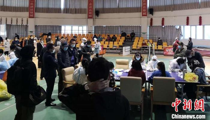 记者细探从喀什返乌鲁木齐怎么办