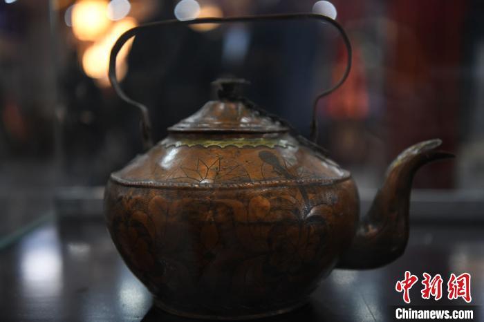 百余藏品述兰州牛肉面“前身今世”：引燃食客“乡愁”