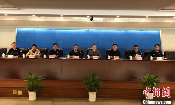 杭州警方侦破系列生产销售伪劣成品油案涉案金额超亿元