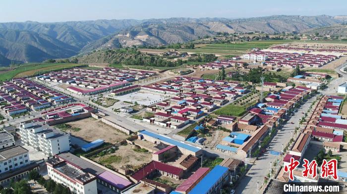 甘肃五年搬迁近50万人解“一方水土养不起一方人”窘境