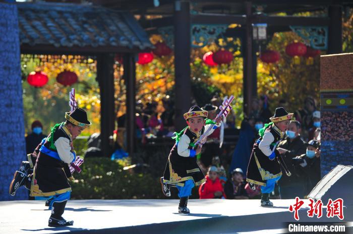 林芝举办响箭文化旅游活动迎接独立“最早新年”