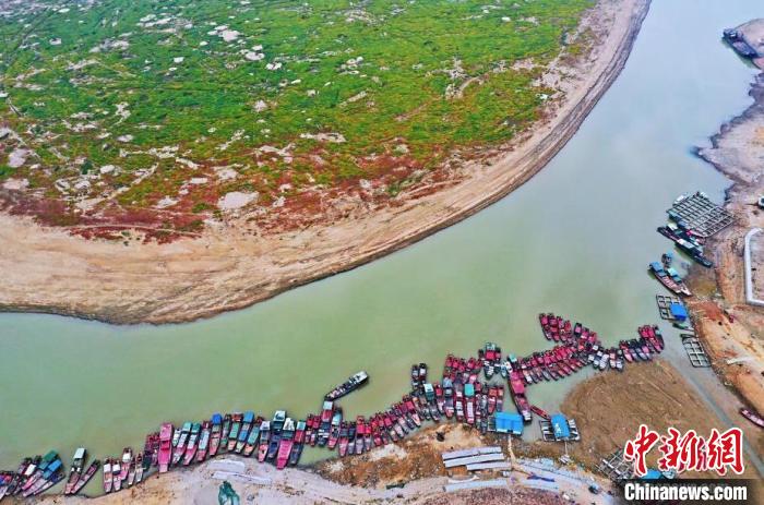 “江湖”不再见：鄱阳湖世代“水上漂”的上岸新生活